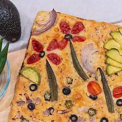 「佛卡夏focaccia」,这也是一款西方的主食面包,味道特别丰富多样