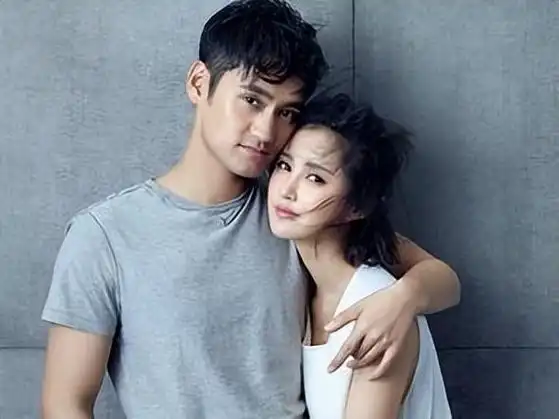 梦见鞋子不合脚是什么意思,张歆艺和袁弘结婚8年后-解梦-荣耀易学