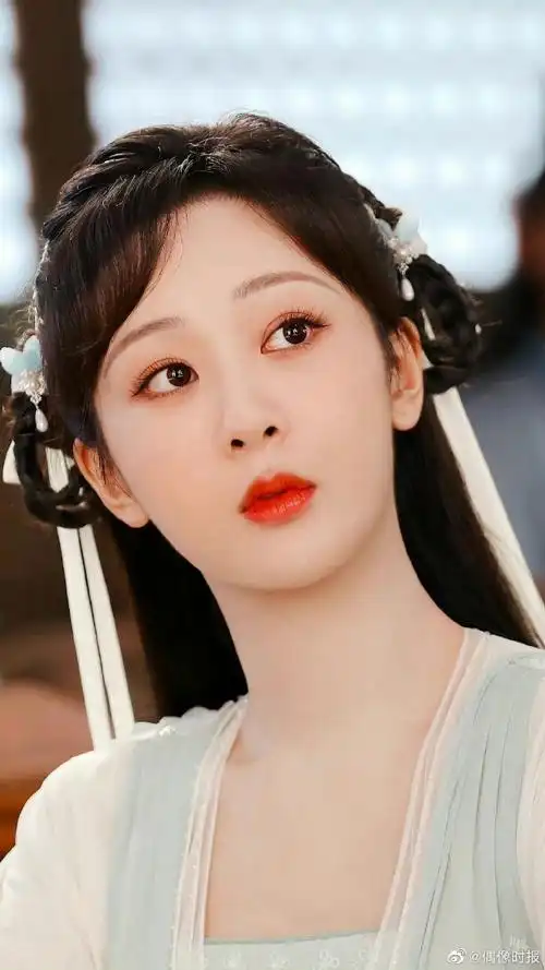 杨紫提名华鼎奖古装剧最佳女演员