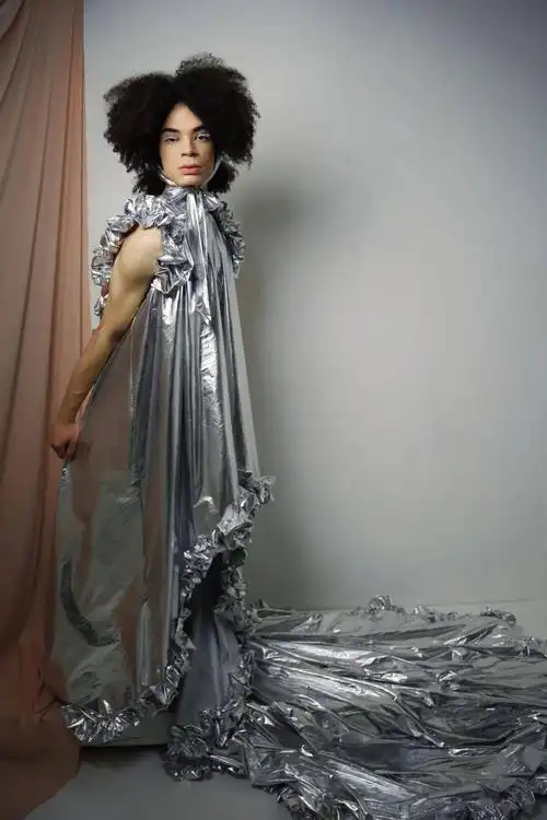 男人穿婚纱也很美这仙气缭绕的男装男生穿戴起来连女孩都脸红