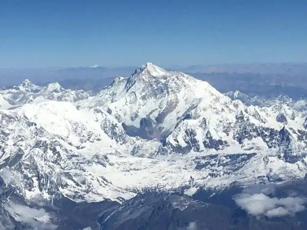 世界第五高峰是什么峰马卡鲁峰海拔8463米