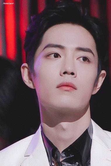 肖战直视动图 - 高清图片,堆糖,美图壁纸兴趣社区