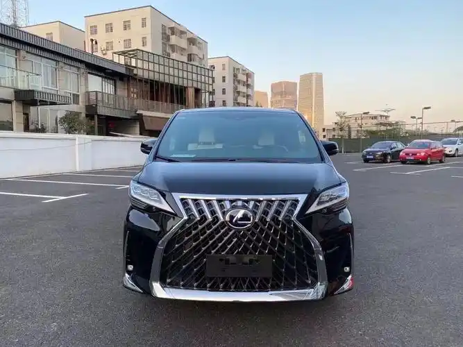 雷克萨斯lm商务车经销商小幅度让利
