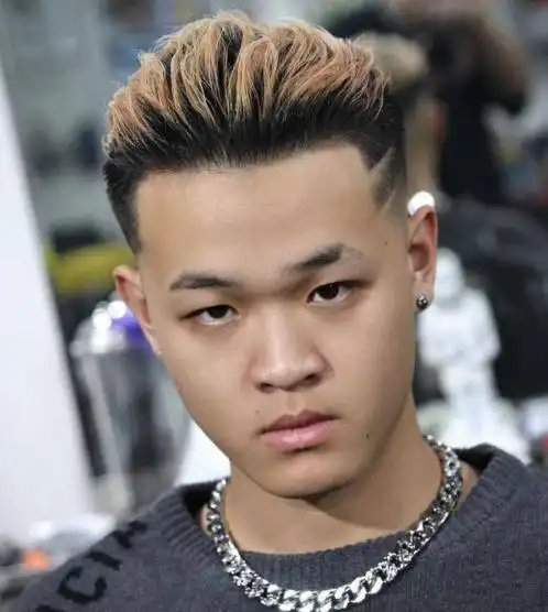 圆脸适合什么短发(圆脸女生适合什么样的短发)