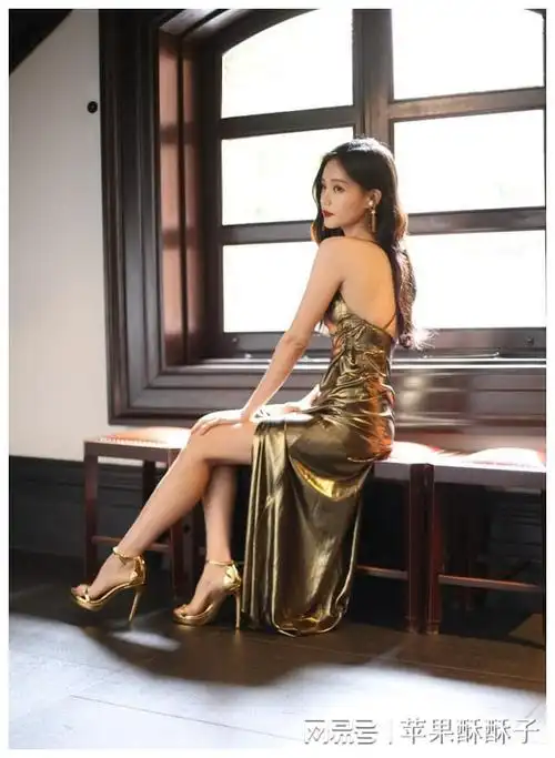 "李一桐,你等欧豪6年"!莫忘曾为你心伤白头,一夜到老的他们