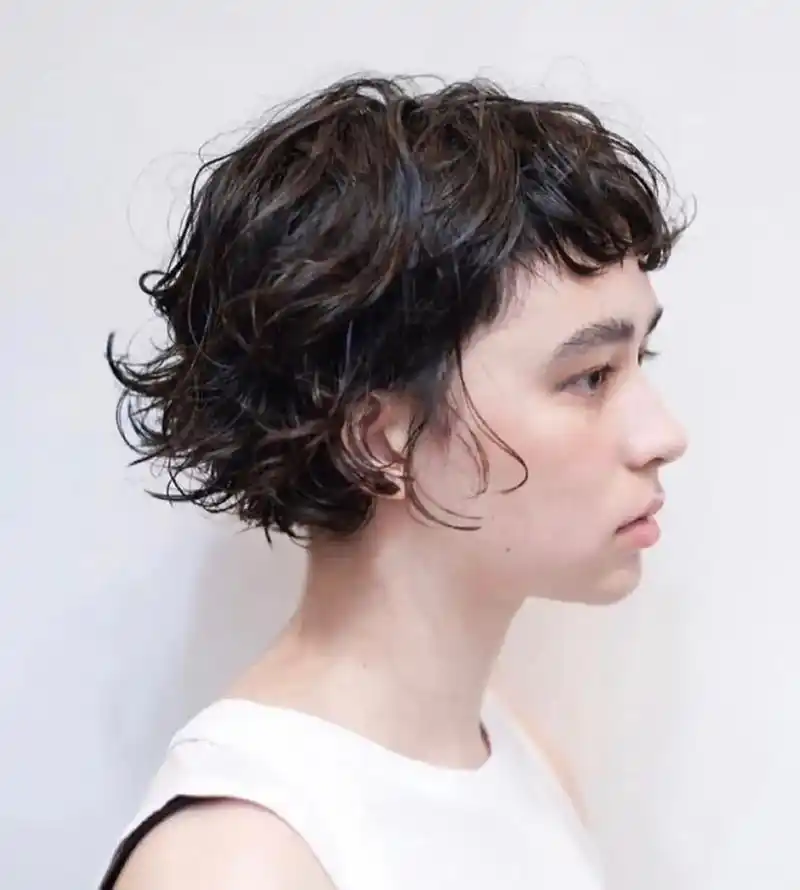 分享短发烫发#杭州理发店 #短发姐姐 #时尚短发 - 抖音