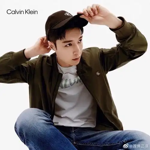 张艺兴ck全球代言人好帅啊!身材真好,慕了慕了