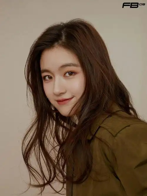 李兰迪拼接工装服时尚写真图片46