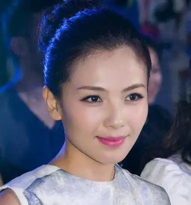 娱圈最适合做老婆的女星 赵薇上榜第一名竟是她