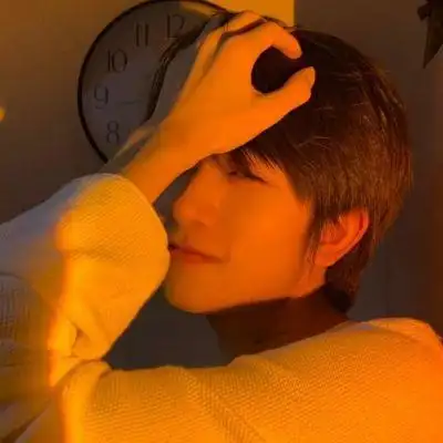 很有型的高质量男生头像最新版 超级帅气的很帅男生头像_男生头像_美