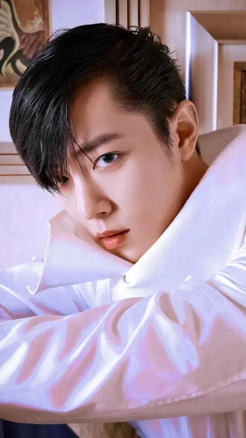 肖战 2019.9时尚芭莎