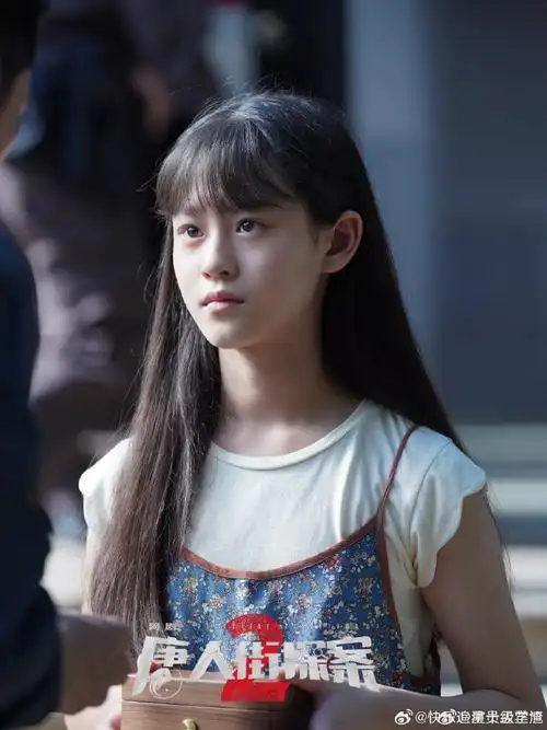 佟丽娅,文咏珊,荣梓杉是同门,去年演了《消失的她》里面倪妮的小时候