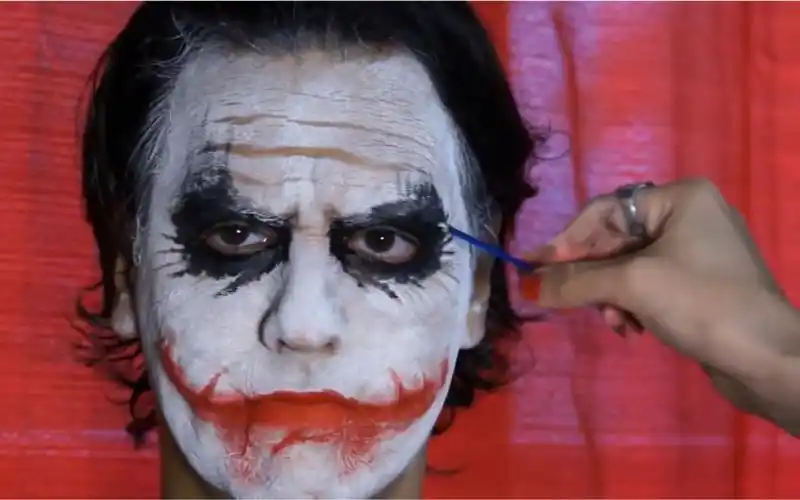 如何cos希斯莱杰的小丑,首先得有个非常牛的化妆师_哔哩哔哩_bilibili