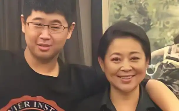 倪萍感谢陈凯歌当年不娶之恩我儿子很孝顺丈夫是绝世好男人