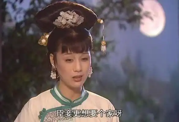 60岁李建群个人魅力经久不衰离婚后单身一人