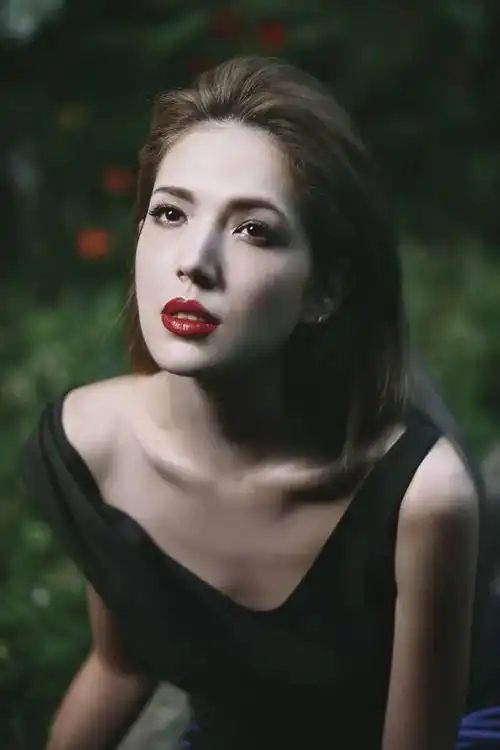 台湾最美女配,40岁活成了这样​…网友:她到底经历了什么​?