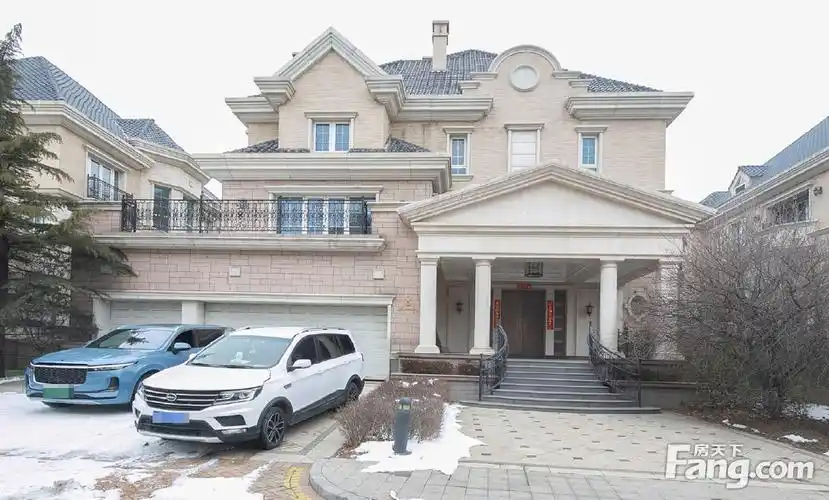 独栋别墅 带室内泳池 下沉园200平 中间位置,北京顺义中央别墅区恒大