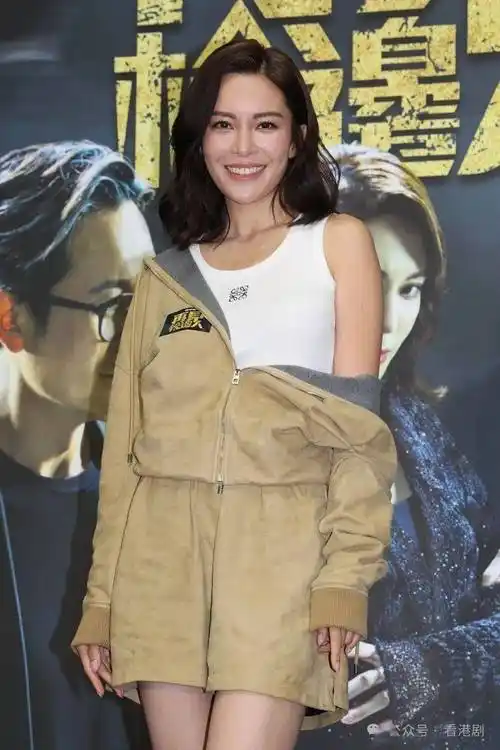 黄智雯唔够10度拍落水戏 难忘米兰被打荷包_马德钟_mandy_kelly