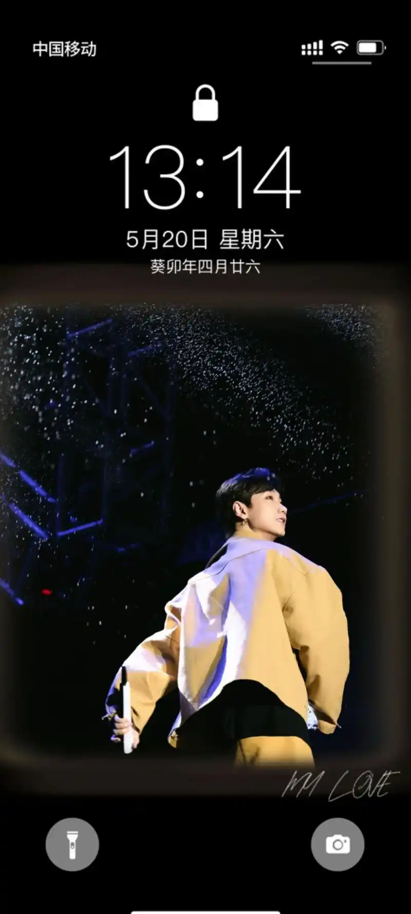 年轻又帅气的泷哥壁纸来噜~#汪苏泷 #努力去见他 #壁纸图片 - 抖音