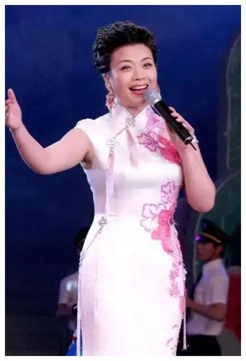 著名歌唱家张也单身54年无儿女有一种快乐叫男女闺蜜