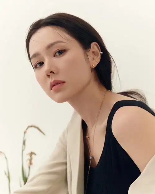 孙艺珍 - 堆糖,美图壁纸兴趣社区