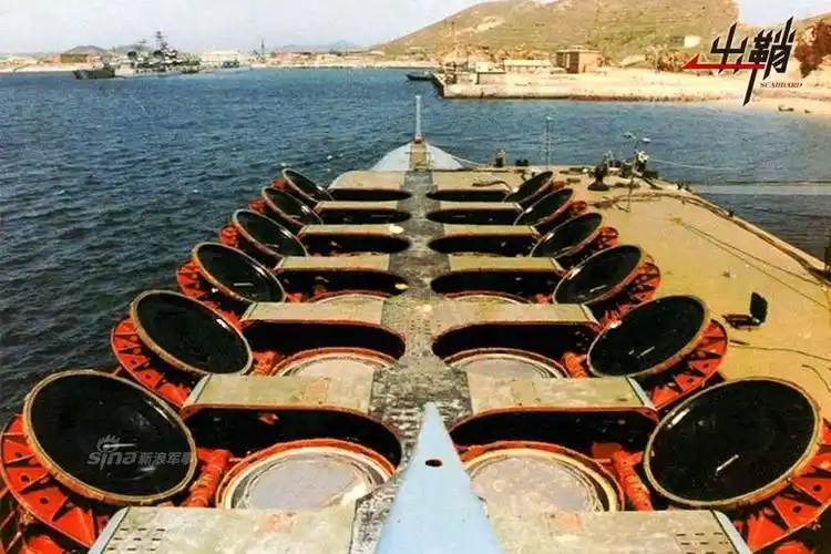 华媒揭秘中国巨浪潜射弹道导弹存8年终成正果