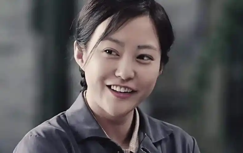 郝蕾直言不讳:演员别喊苦,高薪匹配高要求!_职业_网友_实力派