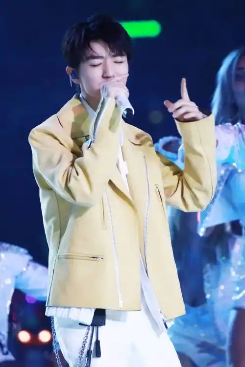 王俊凯2024凯启甲辰##从开始到未来,只为王俊凯