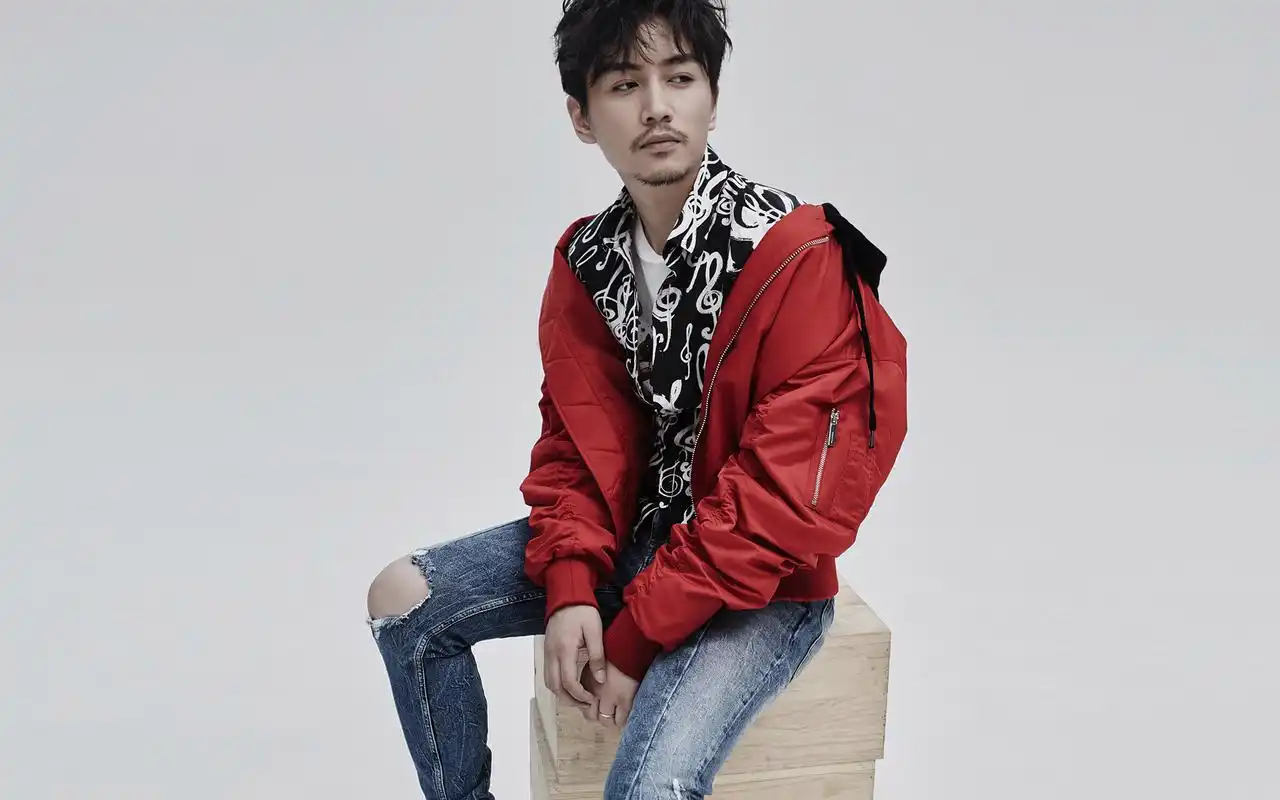 陈晓成熟黑白杂志写真高清图片壁纸