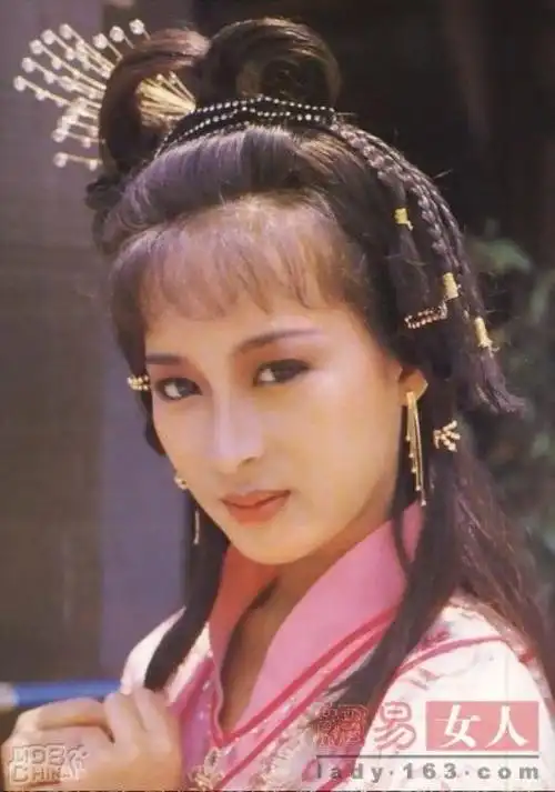 黎美娴是香港tvb 80年代中后期的当家花旦.