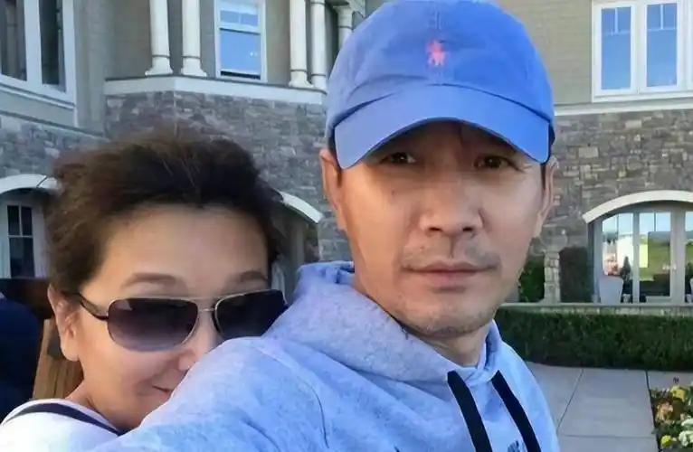 田小洁:让前妻过丧偶式婚姻,却把二婚江珊宠成宝,曾萍差哪儿了_工作