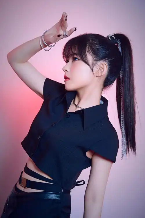 赖美云反差萌的摇滚少女##天赐的声音