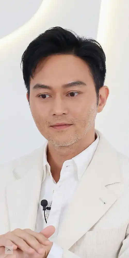 哇张智霖的白胡子