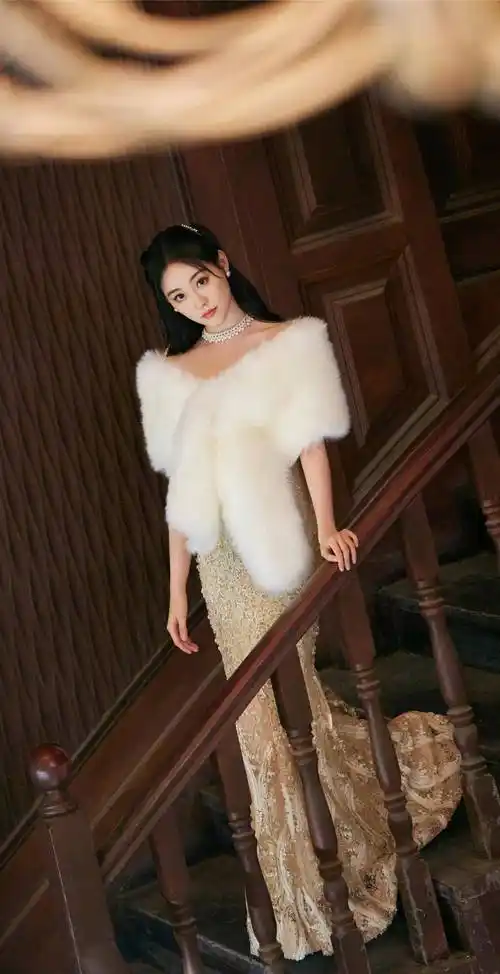 贵气优雅苗条美丽迷人_祝绪丹_白色_照片