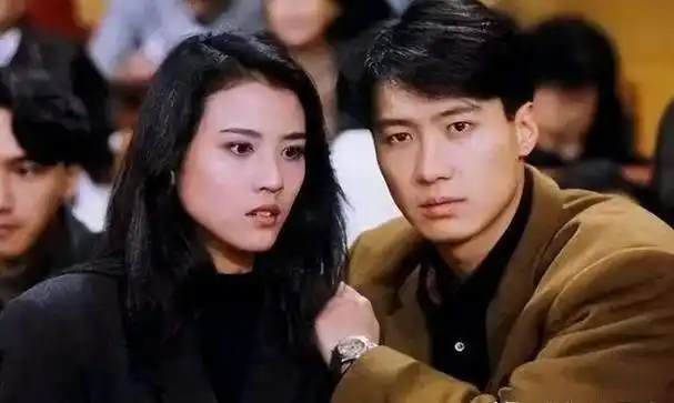 "四大天王"30年,刘德华回归晚会唱歌,张学友无奈发声明