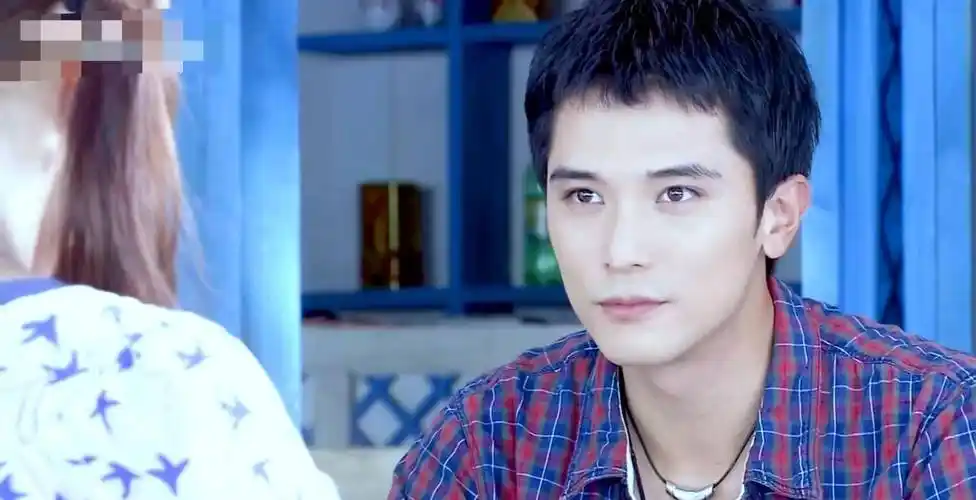 为人低调,却因为一段不该谈的恋爱被网暴快十年_邱泽_唐嫣_罗晋