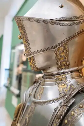 欧洲中世纪骑士铠甲盔甲细节特写