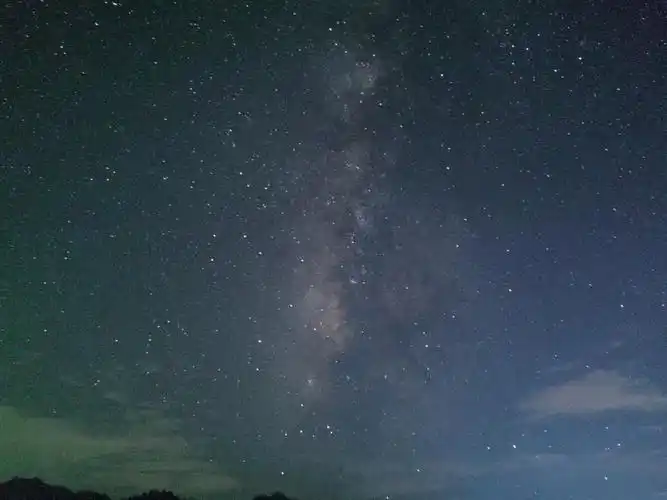 华为手机拍摄的星空