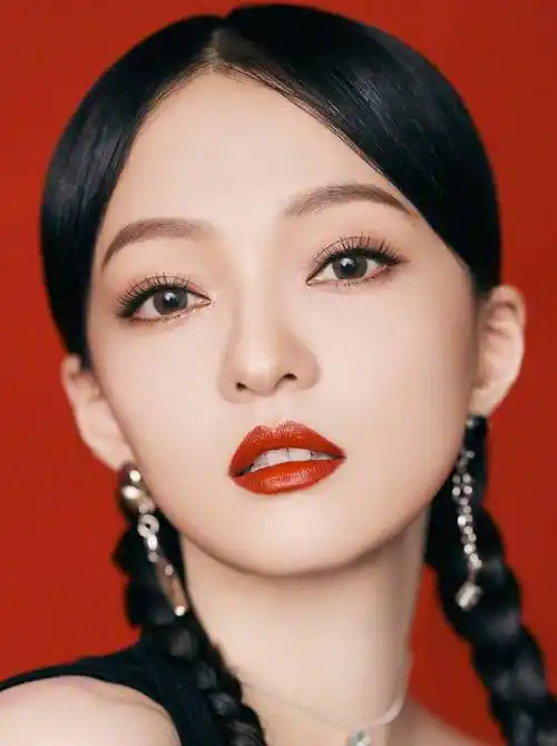 请问,张韶涵40岁的长相和21岁时有差别吗?