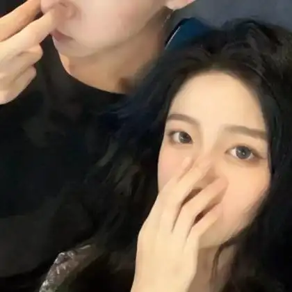 双人情头真人版一对高质量图片,超甜_情侣头像_头像屋