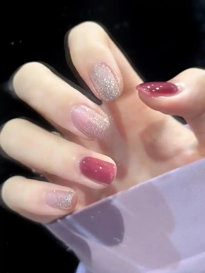 抖音网红美甲 #夏日美甲 #短指 - 抖音