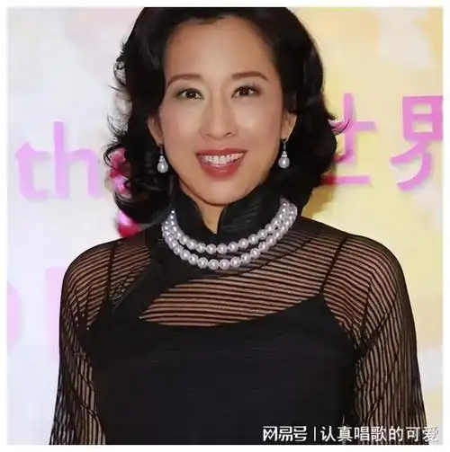 朱玲玲虽占着婆婆位置,但是早就没有往日的底气,经常故意装糊涂