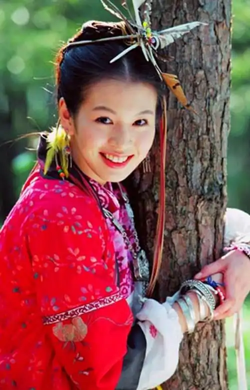 刘品言(中国台湾女演员,歌手)_石塘网