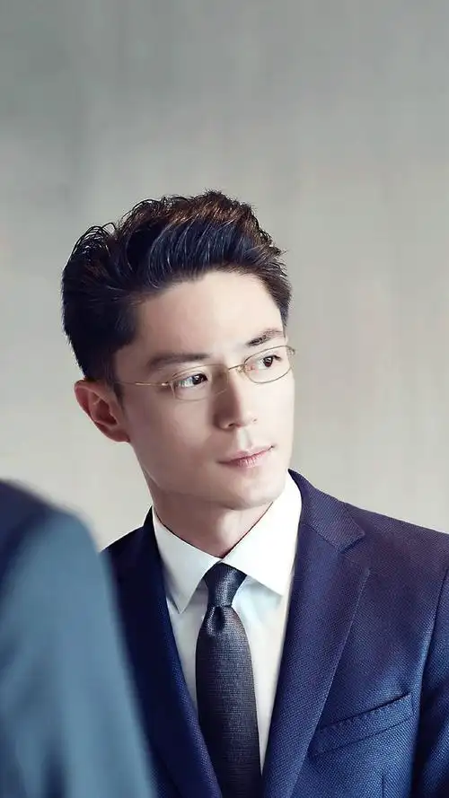 霍建华(只找到一张粉丝p的…)