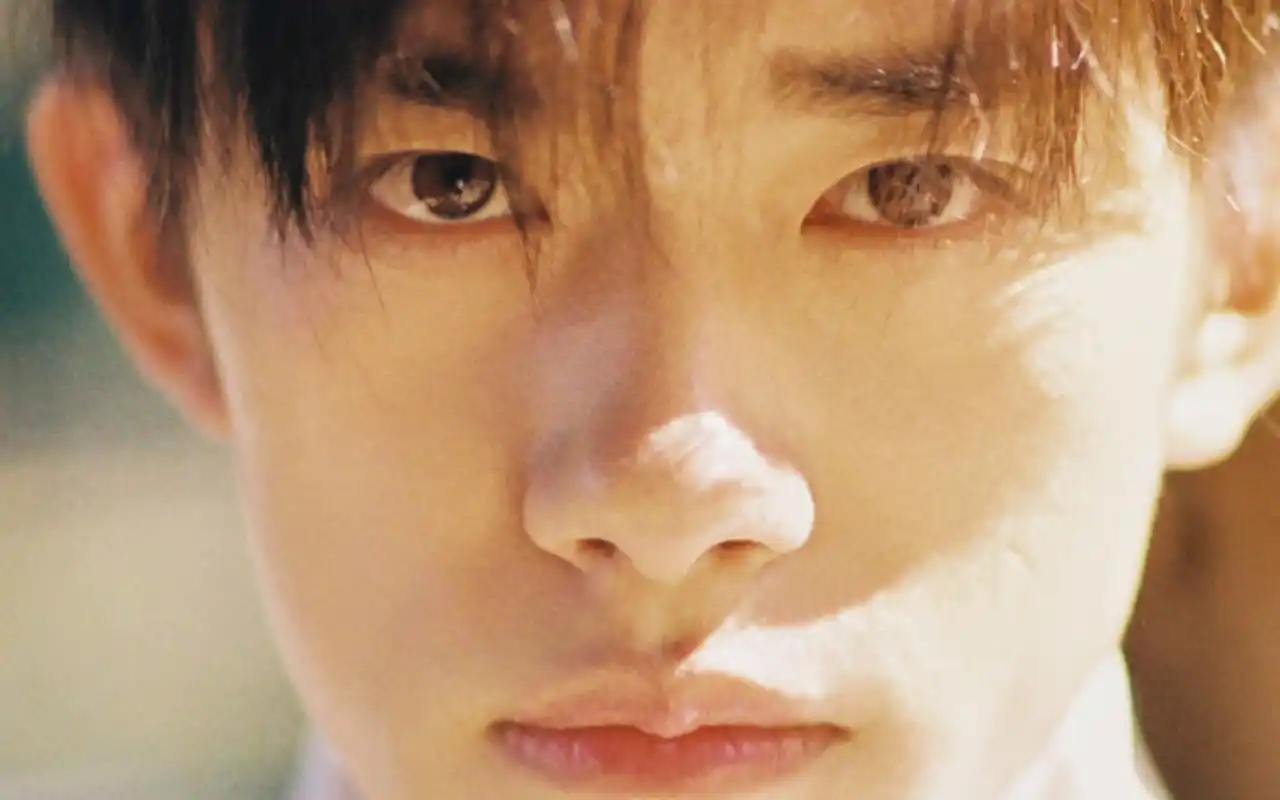 元气少年易烊千玺高清桌面壁纸图片