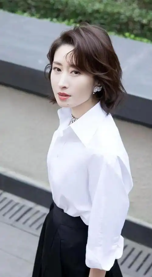 刘敏涛高清写真13_网易订阅