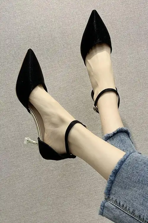 法式少女网红高跟鞋春季新款百搭尖头一字扣中空细跟绸缎面单鞋夏