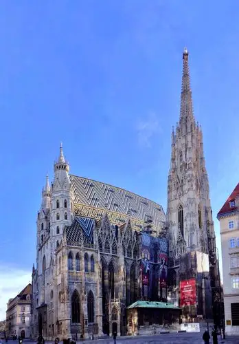 (世界著名的圣史蒂芬大教堂)