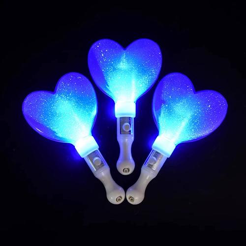 王俊凯蓝蓝色应援星星爱心荧光棒发演唱会气氛荧光棒