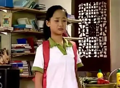 夏雪这身衣服真实的好看